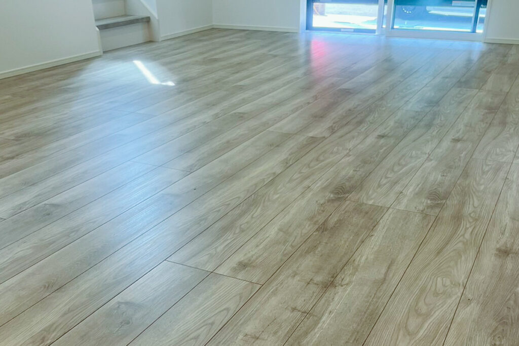 UV半艶コーティング