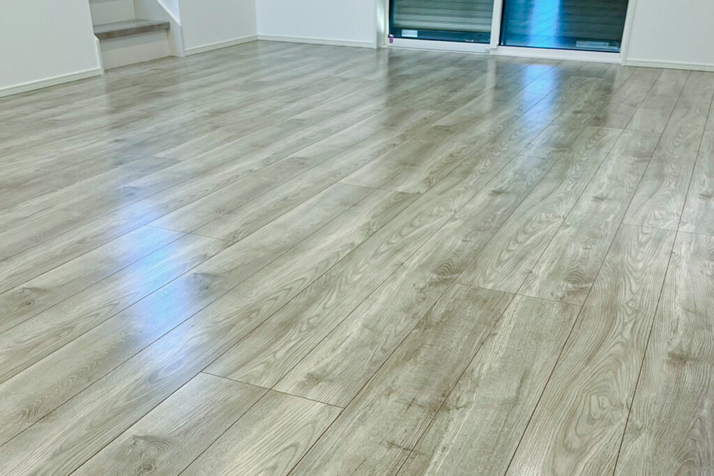 UV半艶コーティング
